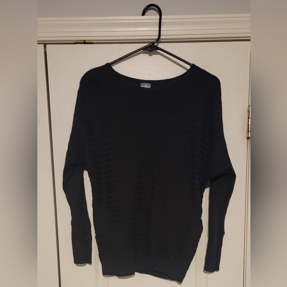 Ribbed black sweater